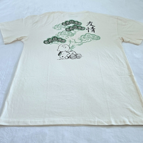 Peanuts🥜 "Friendship"🧑‍🤝‍🧑 Graphic Tee👕 - NWOT - Picture 12 of 12